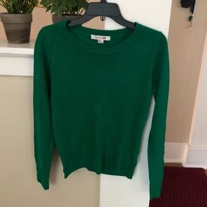 Green sweater 💚